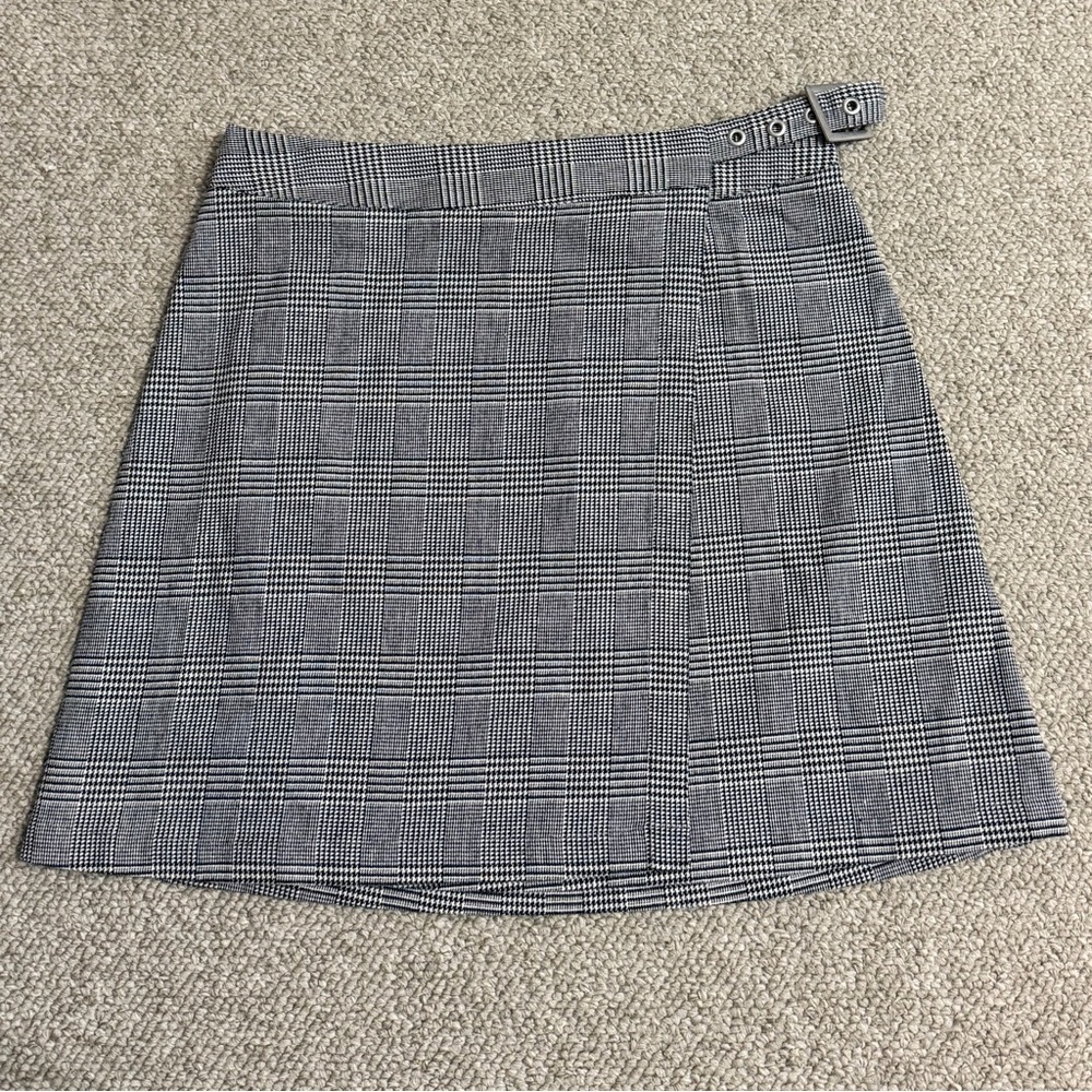 Brandy Melville | John Galt Plaid Adjustable Women's Skirt with Buckle